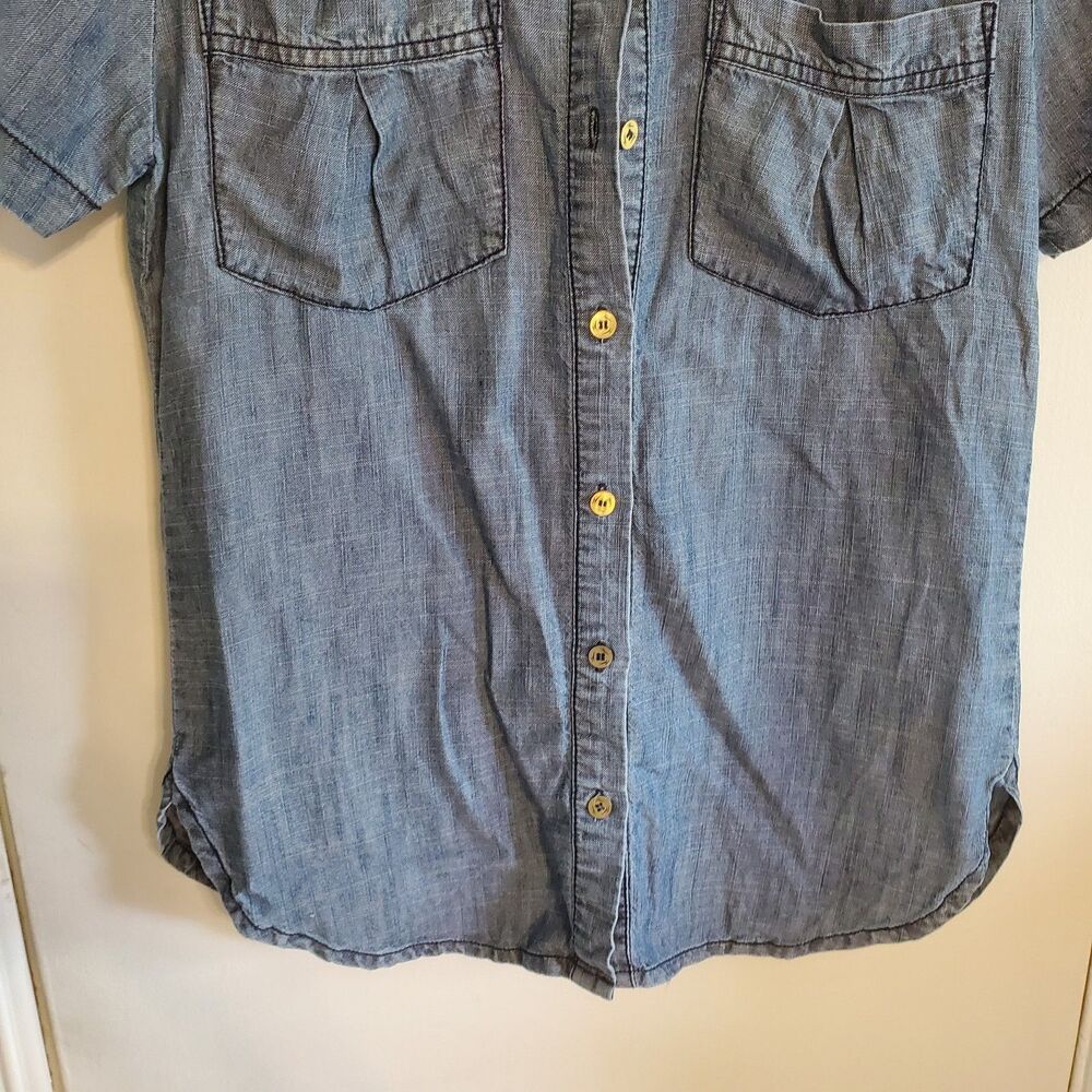 Trina Turk Linen Tencel Blend Chambray Demin Button Up Top Size XS Western Prepp - Picture 3 of 10